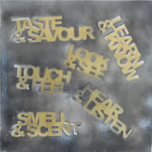 Senses Spray paint Study Gold